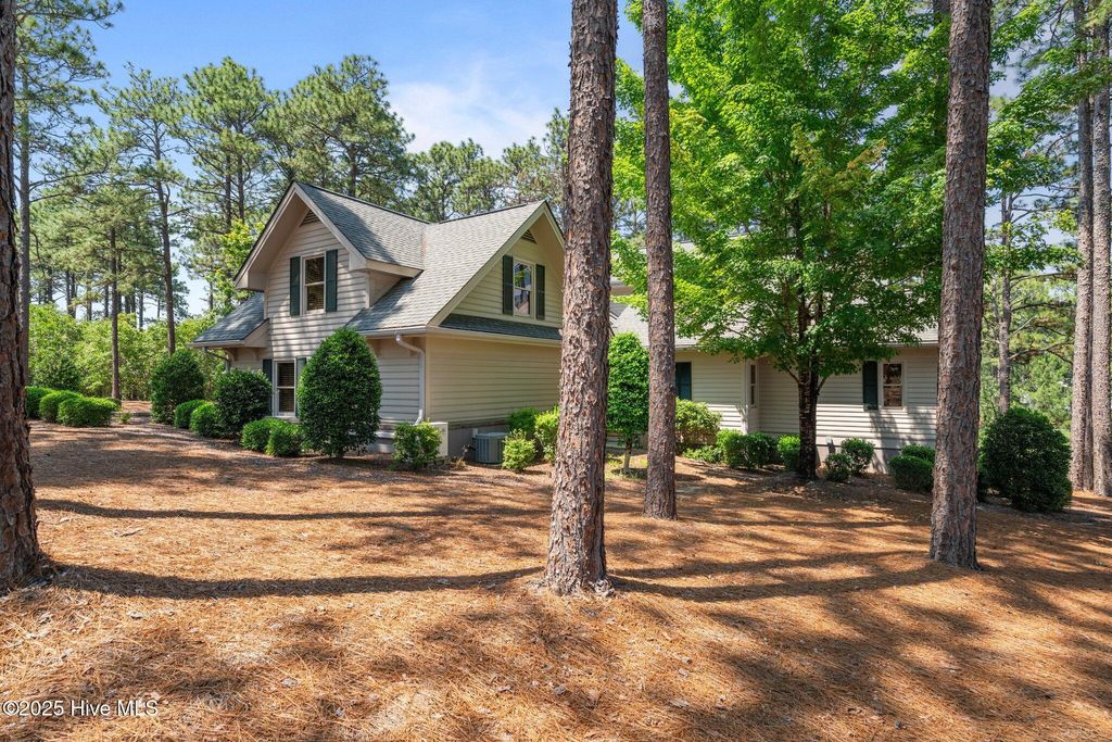Image 55 of property listing at 26 Cumberland Drive, Pinehurst, NC 28374