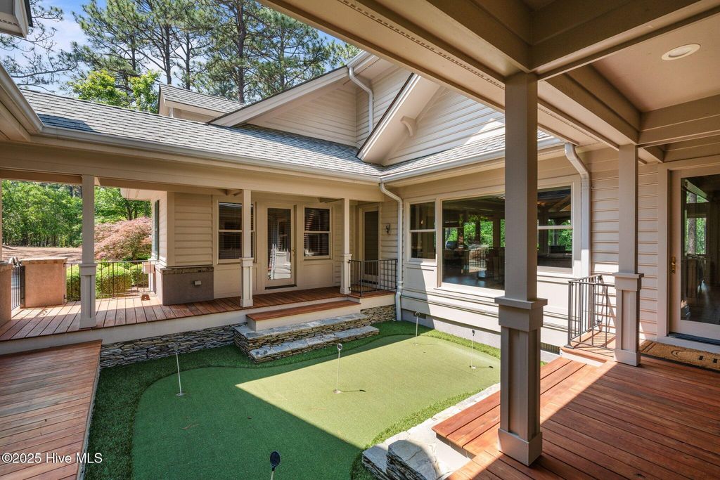 Image 9 of property listing at 26 Cumberland Drive, Pinehurst, NC 28374