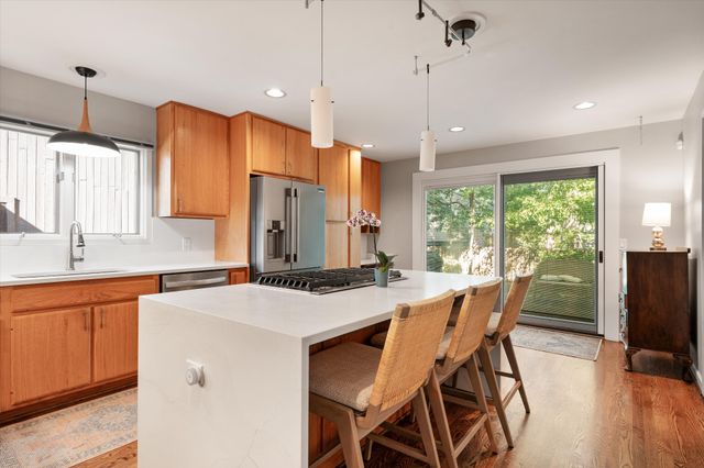 620 Harpeth Trace Dr, Nashville, TN 37221