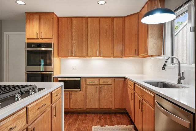 620 Harpeth Trace Dr, Nashville, TN 37221
