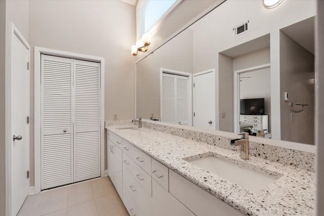 620 Harpeth Trace Dr, Nashville, TN 37221