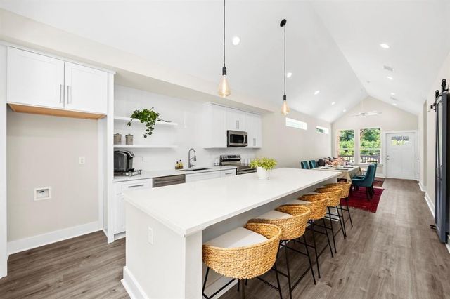 6832 Morrow Street B, Houston, TX 77091