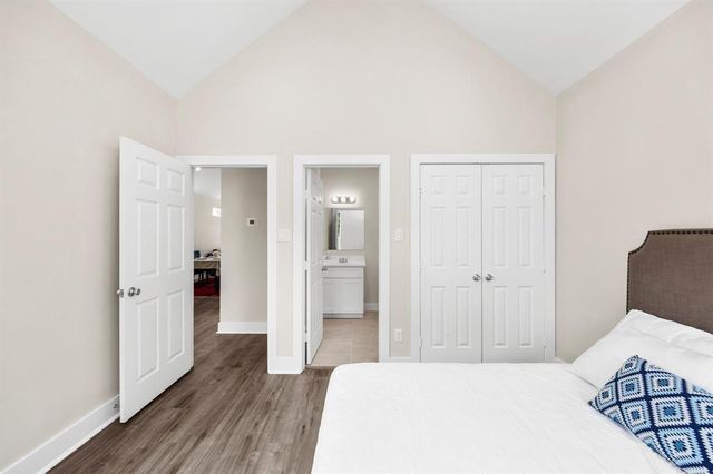 6832 Morrow Street B, Houston, TX 77091