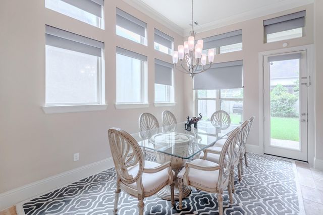 299 Sonoma Court, Conroe, TX 77384