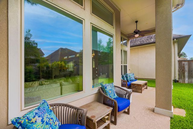 299 Sonoma Court, Conroe, TX 77384