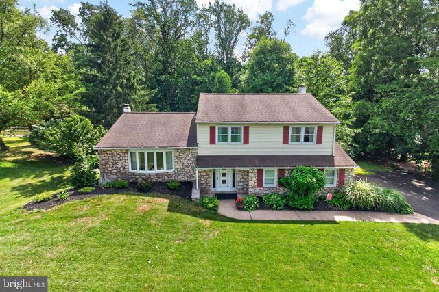 4 FAR VIEW RD, Chalfont, PA 18914