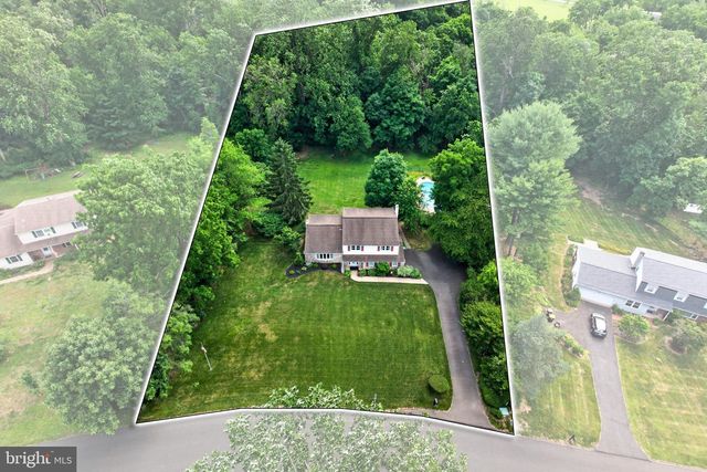 4 FAR VIEW RD, Chalfont, PA 18914