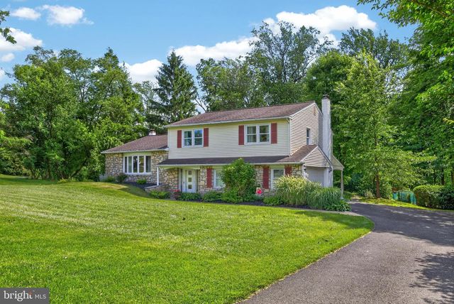 4 FAR VIEW RD, Chalfont, PA 18914