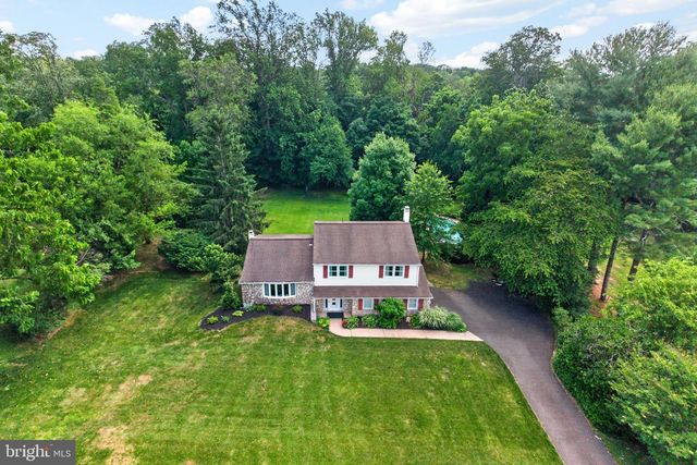 4 FAR VIEW RD, Chalfont, PA 18914