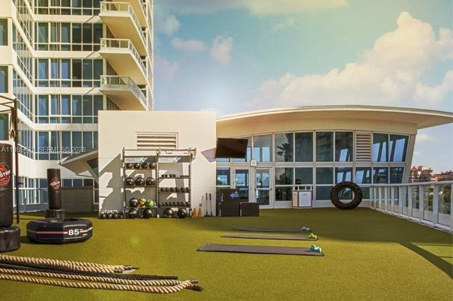 50 S Pointe Dr 609, Miami Beach, FL 33139