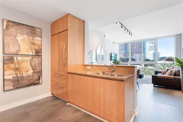 50 S Pointe Dr 609, Miami Beach, FL 33139