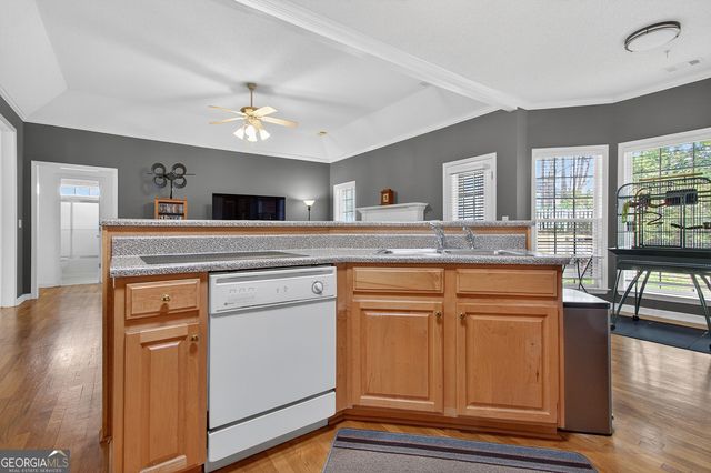 527 Sugarloaf Drive, Macon, GA 31204