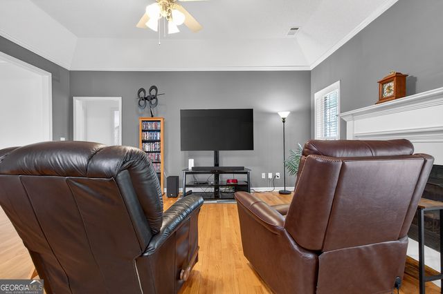 527 Sugarloaf Drive, Macon, GA 31204