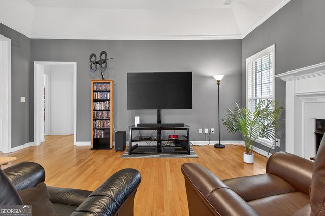 527 Sugarloaf Drive, Macon, GA 31204