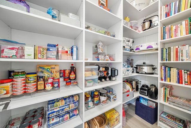 1080 Wandering Willow Way, Loxahatchee, FL 33470