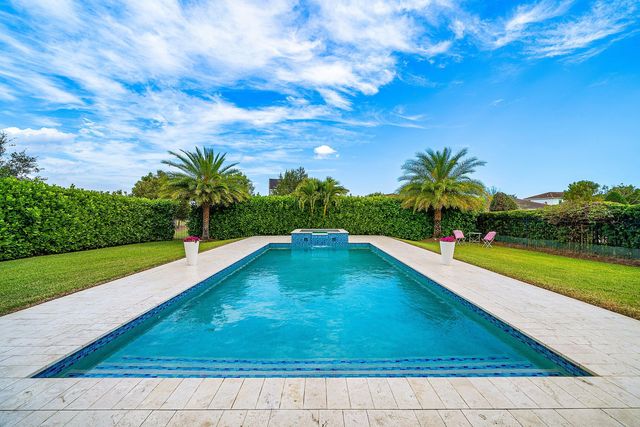 1080 Wandering Willow Way, Loxahatchee, FL 33470