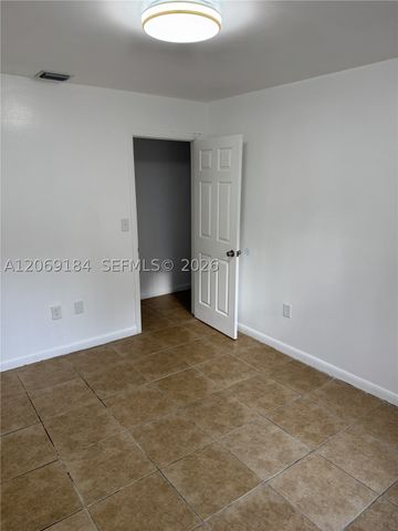 12040 SW 214th Ter 2, Miami, FL 33177