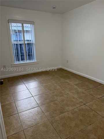 12040 SW 214th Ter 2, Miami, FL 33177