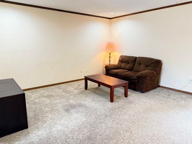 20344 Majestic Boulevard, Clinton Township, MI 48036