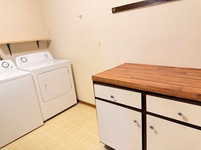 20344 Majestic Boulevard, Clinton Township, MI 48036