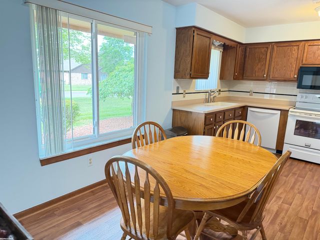 20344 Majestic Boulevard, Clinton Township, MI 48036