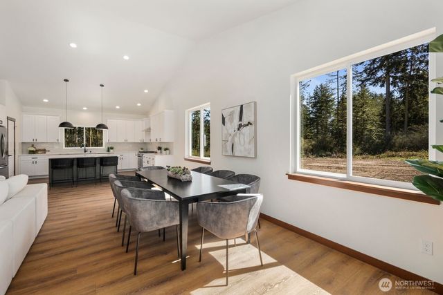 1676 Pedersen Farm Lane, Oak Harbor, WA 98277