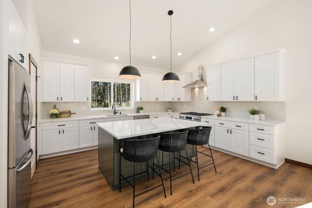 1676 Pedersen Farm Lane, Oak Harbor, WA 98277