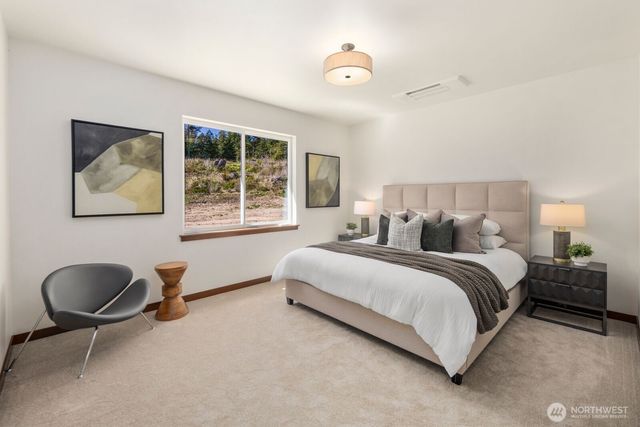 1676 Pedersen Farm Lane, Oak Harbor, WA 98277