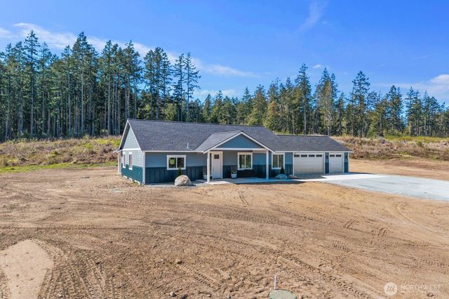 1676 Pedersen Farm Lane, Oak Harbor, WA 98277