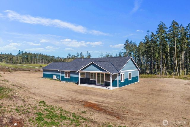 1676 Pedersen Farm Lane, Oak Harbor, WA 98277