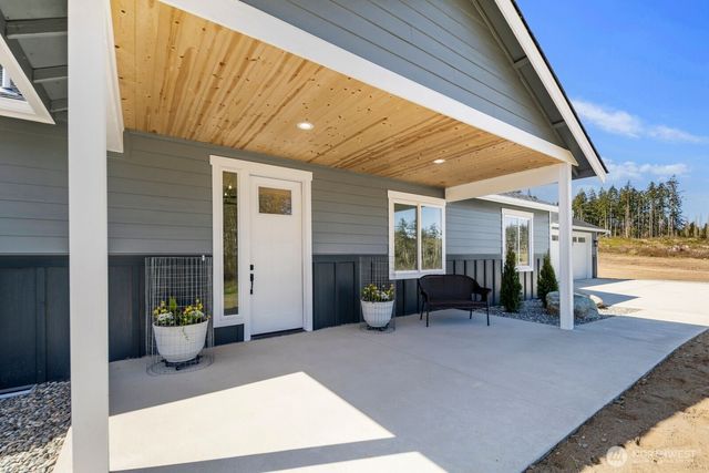 1676 Pedersen Farm Lane, Oak Harbor, WA 98277