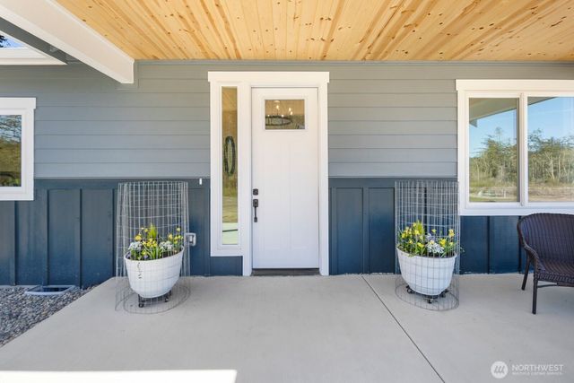 1676 Pedersen Farm Lane, Oak Harbor, WA 98277