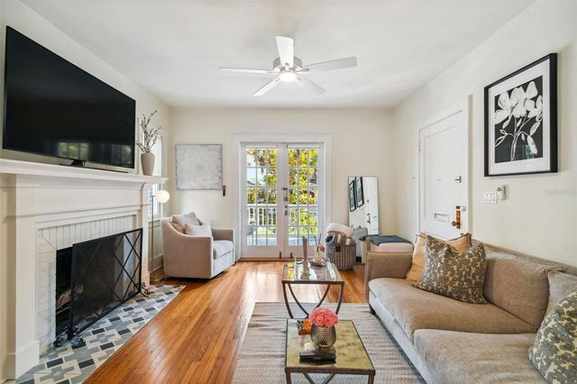 2111 W SOUTHVIEW AVENUE D, Tampa, FL 33606