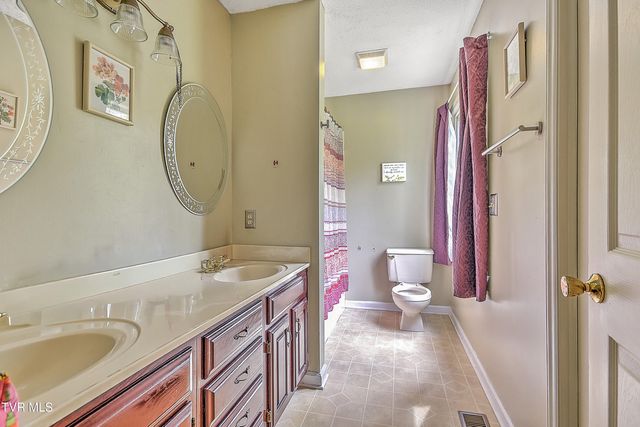 1904 Birchwood Road, Kingsport, TN 37660