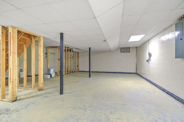 1904 Birchwood Road, Kingsport, TN 37660