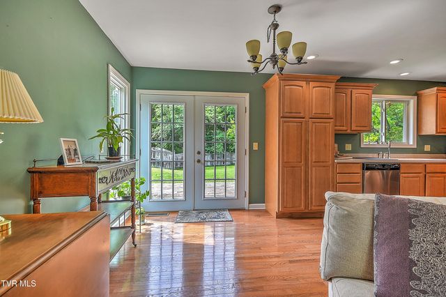 1904 Birchwood Road, Kingsport, TN 37660