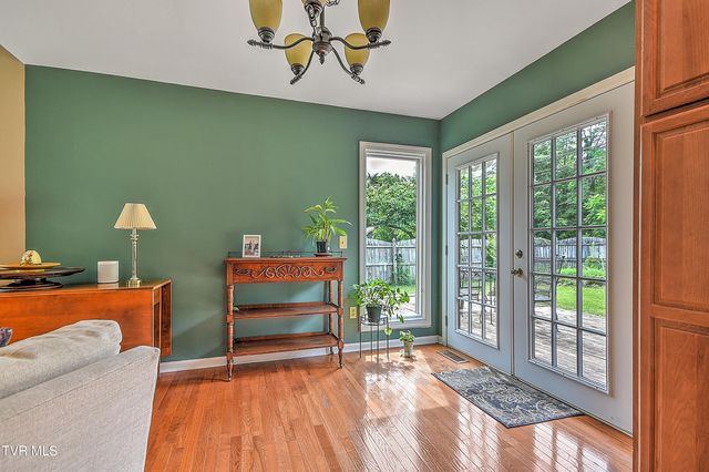 1904 Birchwood Road, Kingsport, TN 37660