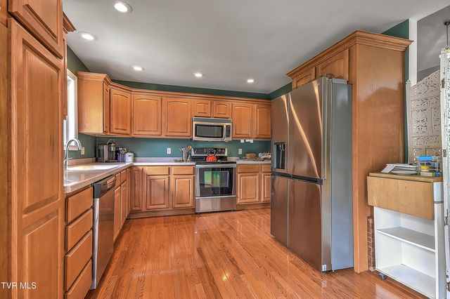 1904 Birchwood Road, Kingsport, TN 37660