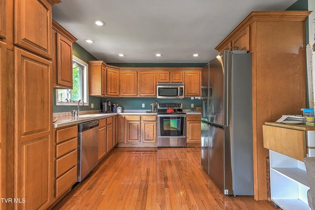 1904 Birchwood Road, Kingsport, TN 37660