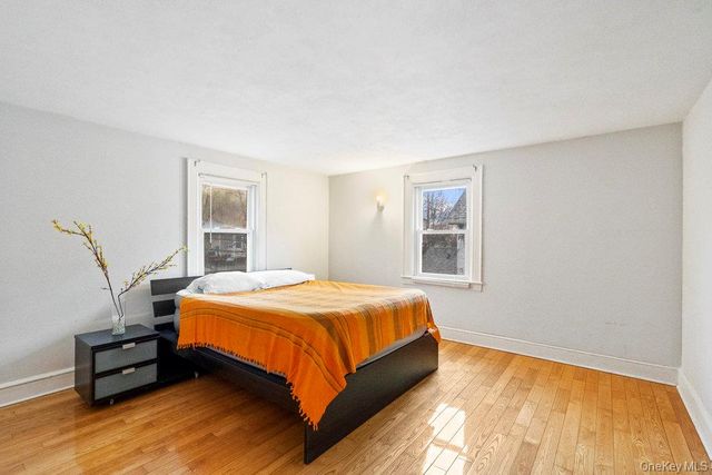 43 Van Nostrand Avenue, Great Neck, NY 11024