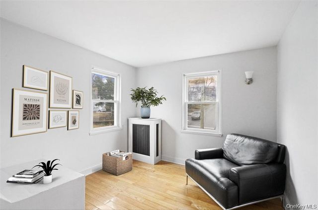 43 Van Nostrand Avenue, Great Neck, NY 11024