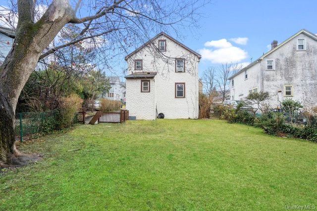 43 Van Nostrand Avenue, Great Neck, NY 11024