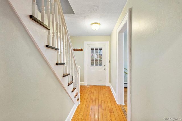 43 Van Nostrand Avenue, Great Neck, NY 11024