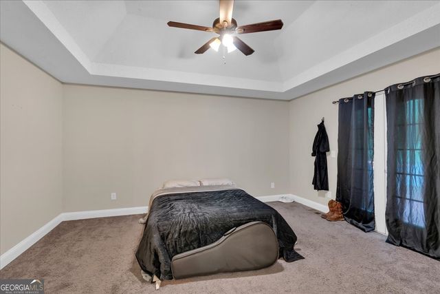 185 White Oak Court, Carrollton, GA 30116