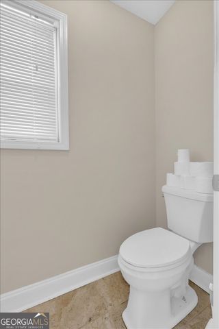 185 White Oak Court, Carrollton, GA 30116