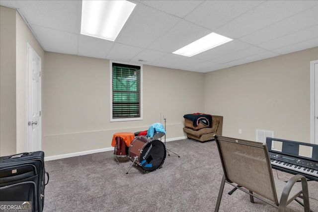 185 White Oak Court, Carrollton, GA 30116