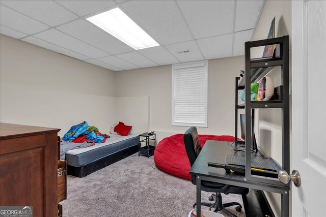 185 White Oak Court, Carrollton, GA 30116