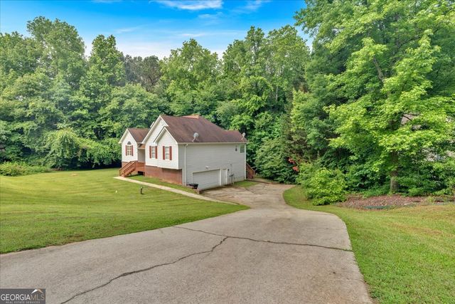 185 White Oak Court, Carrollton, GA 30116