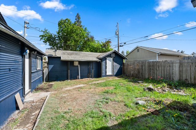 603 W 2nd Street, Medford, OR 97501