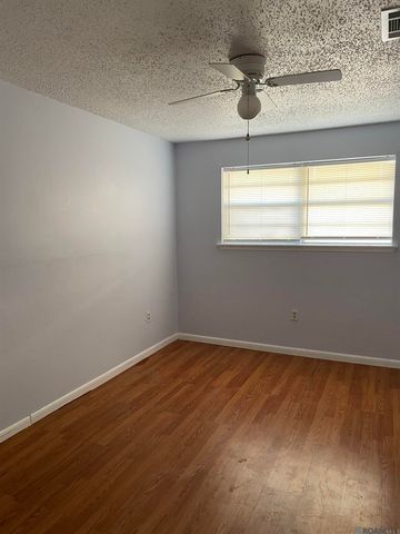 14145 Gravier Ave, Baton Rouge, LA 70810